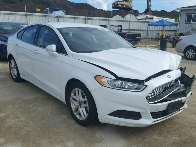 3FA6P0H77GR329995 - 2016 FORD FUSION SE WHITE photo 1