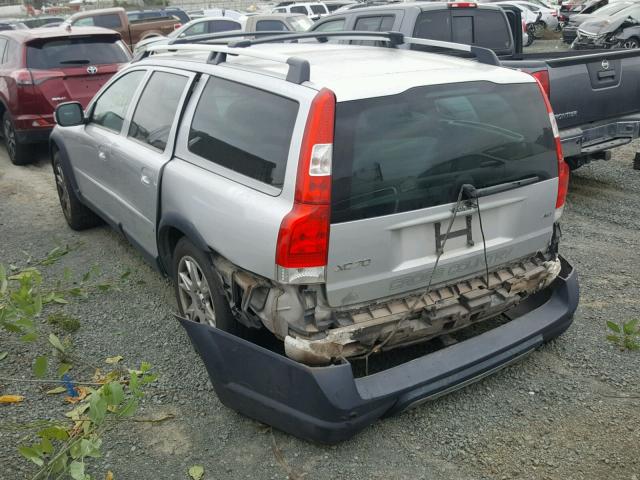 YV4SZ592X71271066 - 2007 VOLVO XC70 SILVER photo 3