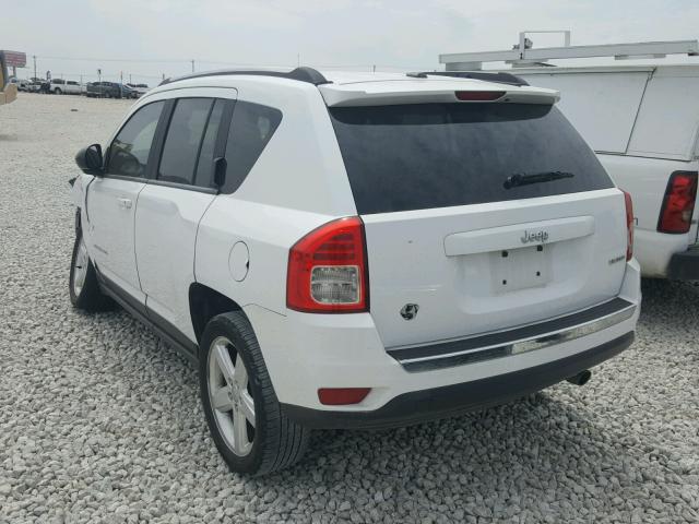 1C4NJCCB8DD251106 - 2013 JEEP COMPASS LI WHITE photo 3