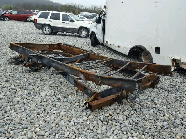 4YDT25223JD415419 - 2018 KEYSTONE PASSPORT WHITE photo 3