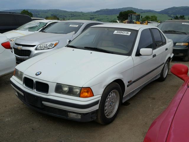 WBACB4329SFM06481 - 1995 BMW 325 I AUTO WHITE photo 2