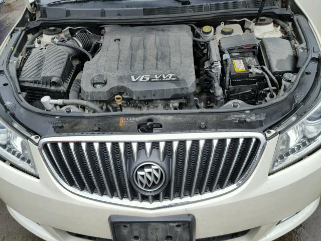 1G4GH5G32DF211395 - 2013 BUICK LACROSSE P WHITE photo 7