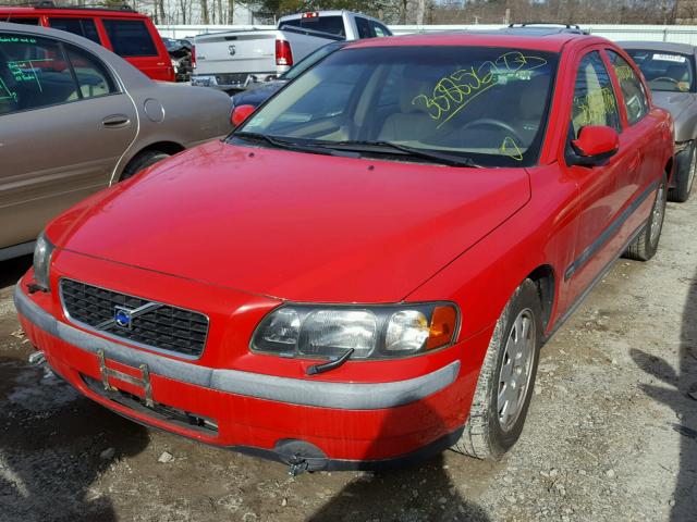 YV1RS61R822195977 - 2002 VOLVO S60 RED photo 2
