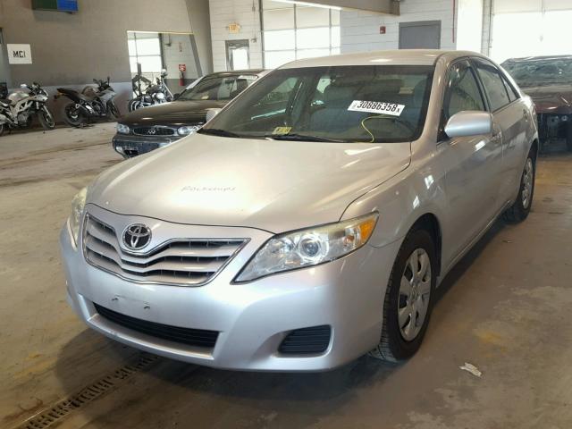 4T4BF3EK9AR020245 - 2010 TOYOTA CAMRY BASE SILVER photo 2