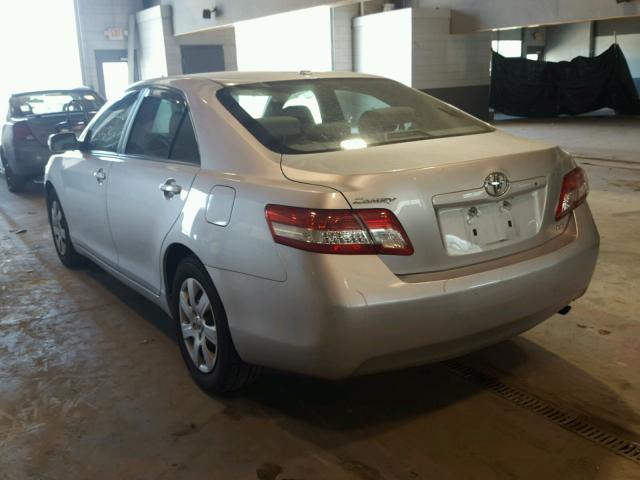 4T4BF3EK9AR020245 - 2010 TOYOTA CAMRY BASE SILVER photo 3