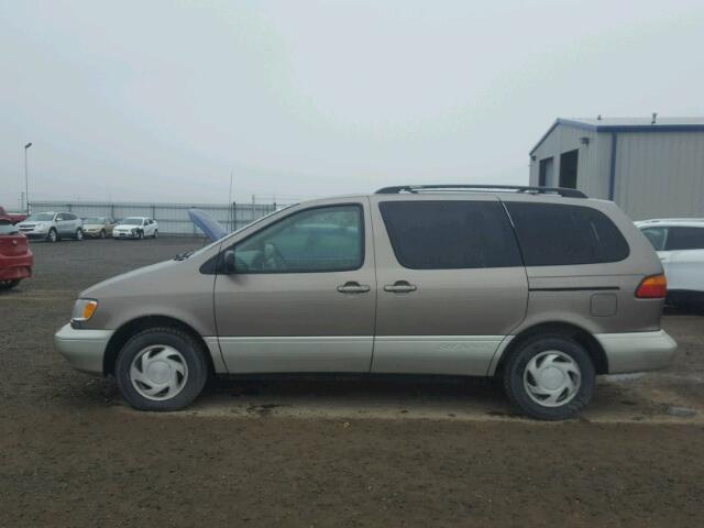 4T3ZF13C3XU125355 - 1999 TOYOTA SIENNA LE TAN photo 9