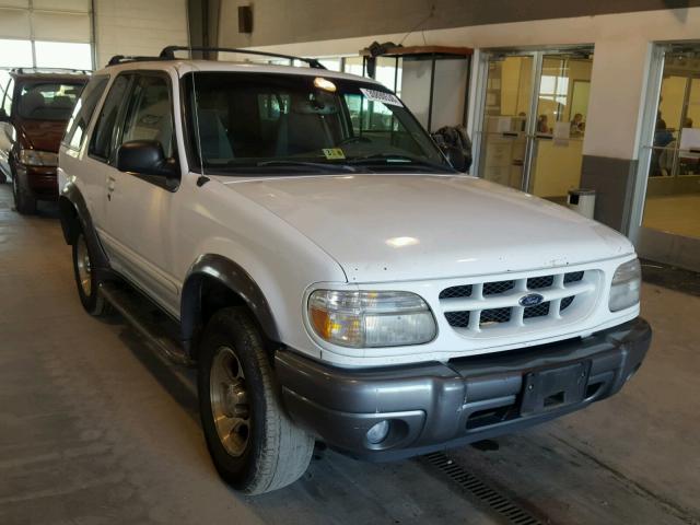 1FMYU70E9YUA94049 - 2000 FORD EXPLORER S WHITE photo 1