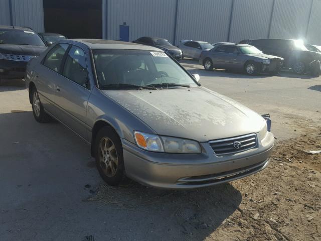 JT2BG22K9Y0494507 - 2000 TOYOTA CAMRY CE TAN photo 1