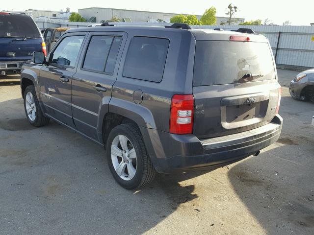 1C4NJPCBXED813841 - 2014 JEEP PATRIOT LI GRAY photo 3