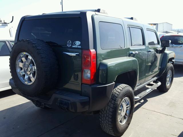 5GTDN136268106798 - 2006 HUMMER H3 GREEN photo 4