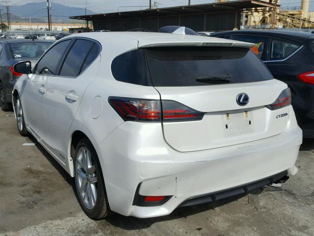 JTHKD5BH2F2244337 - 2015 LEXUS CT 200 WHITE photo 3