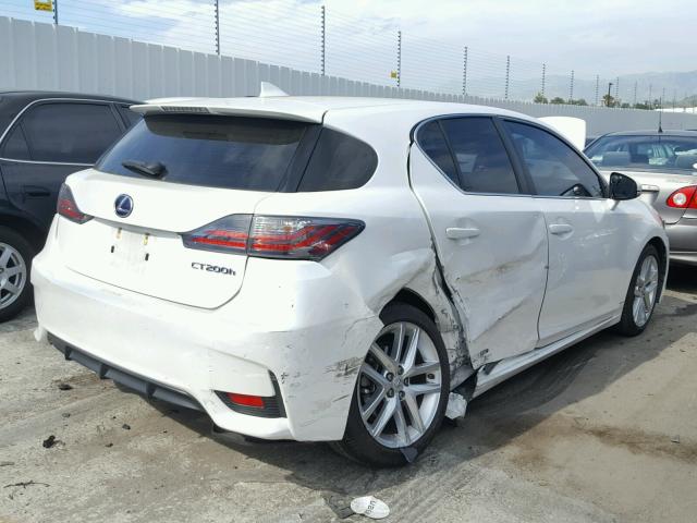 JTHKD5BH2F2244337 - 2015 LEXUS CT 200 WHITE photo 4