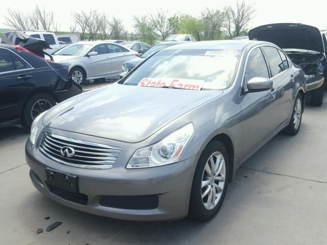 JNKCV61E19M014697 - 2009 INFINITI G37 BASE GRAY photo 2