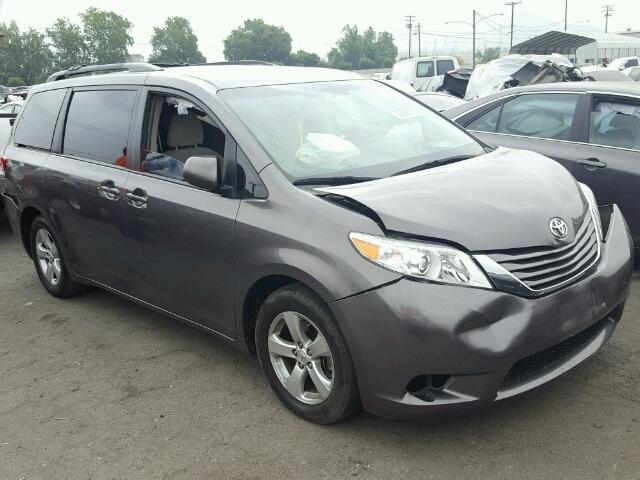 5TDKK3DC9FS570352 - 2015 TOYOTA SIENNA LE GRAY photo 1