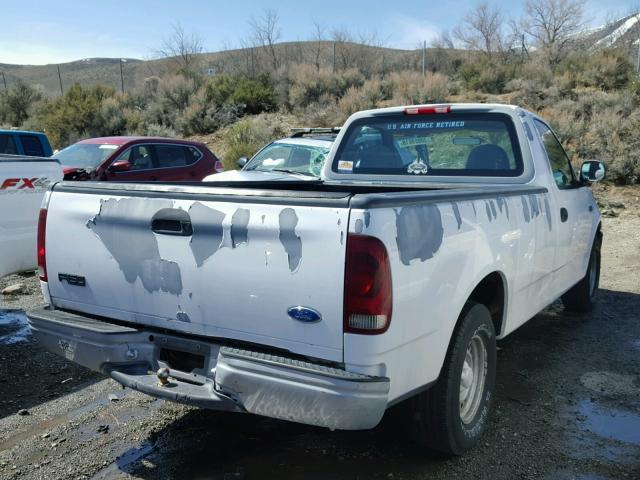 1FTDF1729VKA26265 - 1997 FORD F150 WHITE photo 4