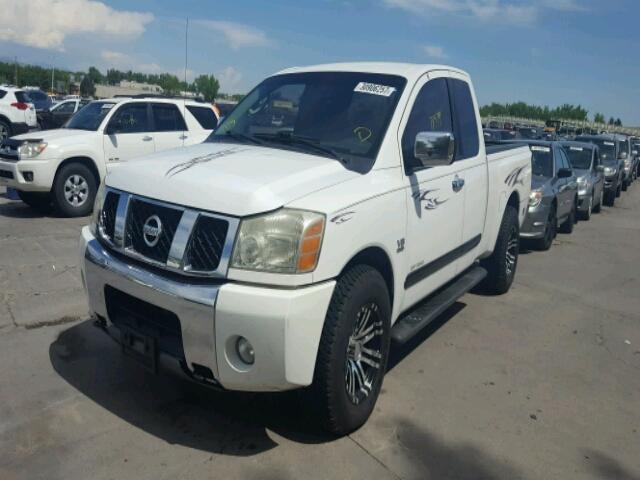 1N6AA06A94N532578 - 2004 NISSAN TITAN XE/S WHITE photo 2