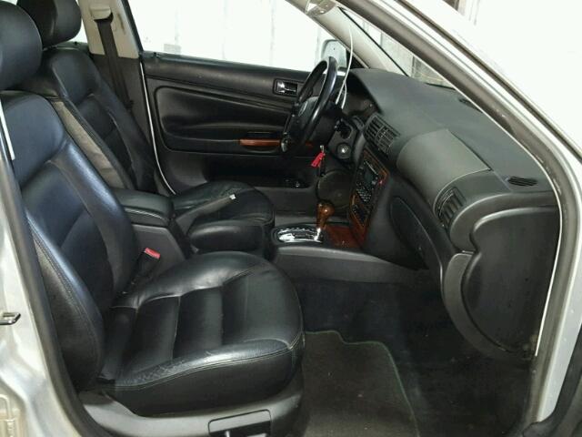 WVWTH63B04P009669 - 2004 VOLKSWAGEN PASSAT GLX 银色 照片 5