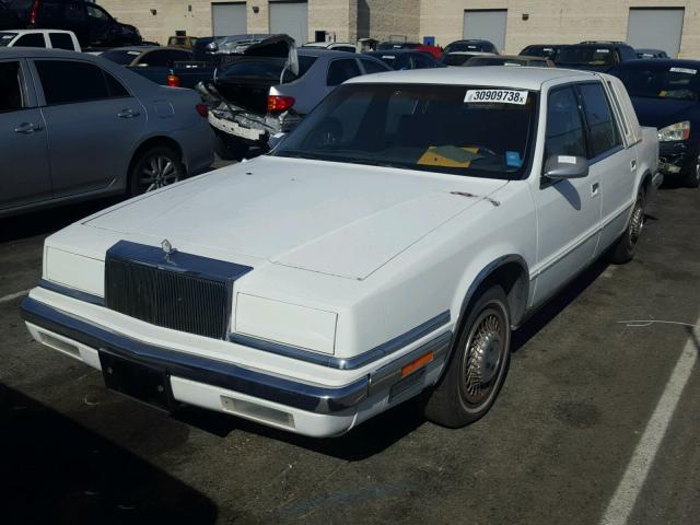 1C3XY66R4MD165133 - 1991 CHRYSLER NEW YORKER WHITE photo 2