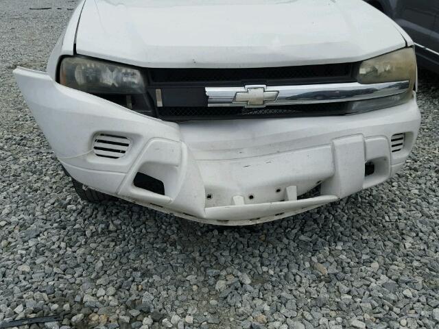 1GNDS13S152140303 - 2005 CHEVROLET TRAILBLAZE WHITE photo 9