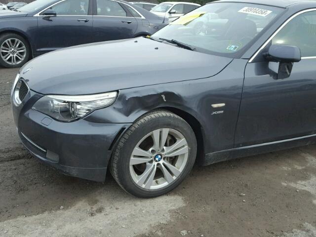 WBANV13589C151634 - 2009 BMW 528 XI BLUE photo 9