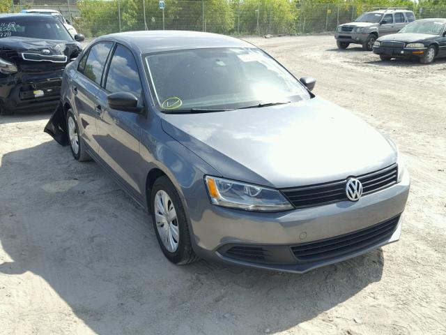 3VW2K7AJ8CM381811 - 2012 VOLKSWAGEN JETTA BASE 灰色 照片 1