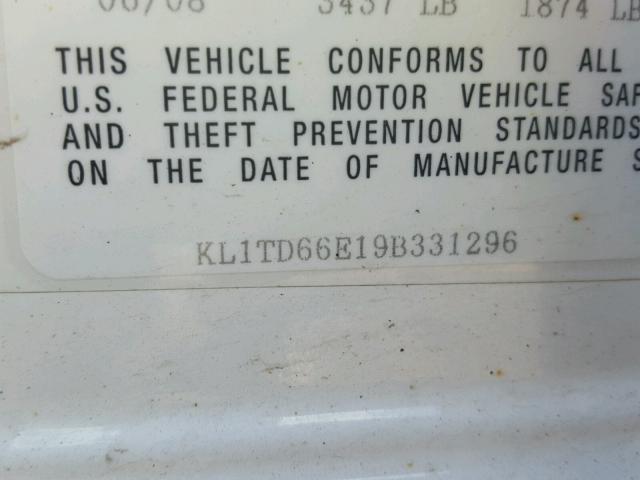 KL1TD66E19B331296 - 2009 CHEVROLET AVEO LS WHITE photo 10