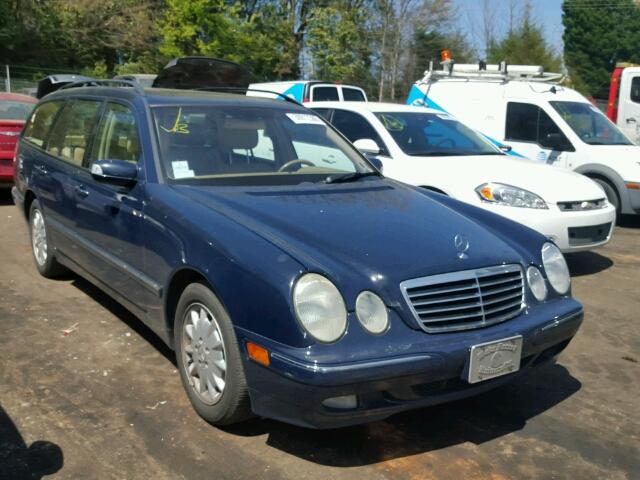 WDBJH65J52X075013 - 2002 MERCEDES-BENZ E 320 BLUE photo 1