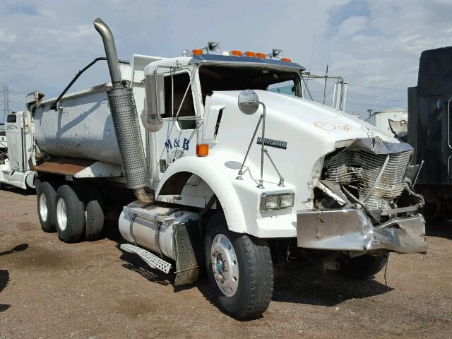 1NKDLU9X1XR821855 - 1999 KENWORTH CONSTRUCT WHITE photo 1