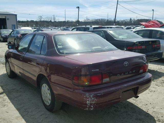 4T1BG12K5TU786282 - 1996 TOYOTA CAMRY DX RED photo 3