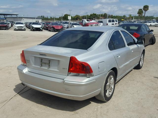 YV1RS592852463173 - 2005 VOLVO S60 2.5T SILVER photo 4