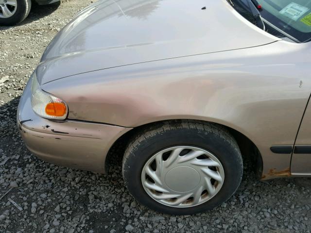 1Y1SK5287WZ413486 - 1998 CHEVROLET GEO PRIZM 金色 照片 9