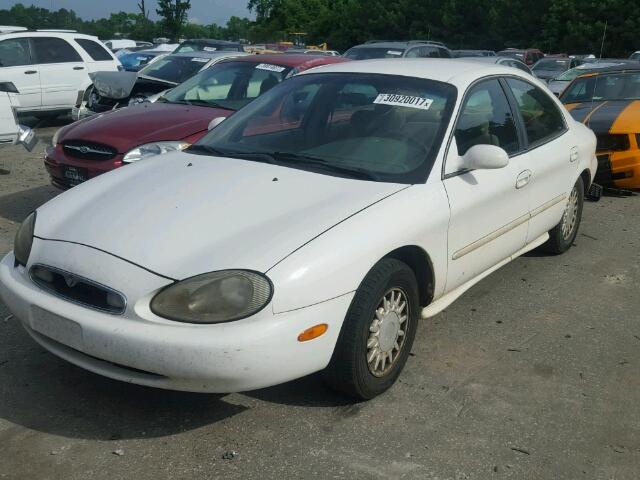 1MELM50U5VA612048 - 1997 MERCURY SABLE GS WHITE photo 2