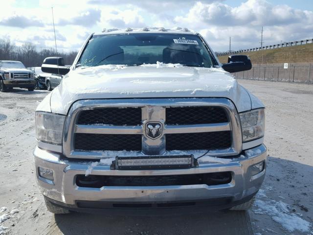 3C7WRSCL0FG667157 - 2015 RAM 3500 WHITE photo 9