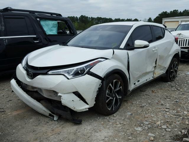 NMTKHMBX5JR021958 - 2018 TOYOTA C-HR XLE WHITE photo 2