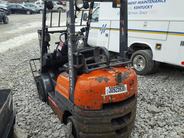 6FGCU2565404 - 1996 TOYOTA FORKLIFT ORANGE photo 3