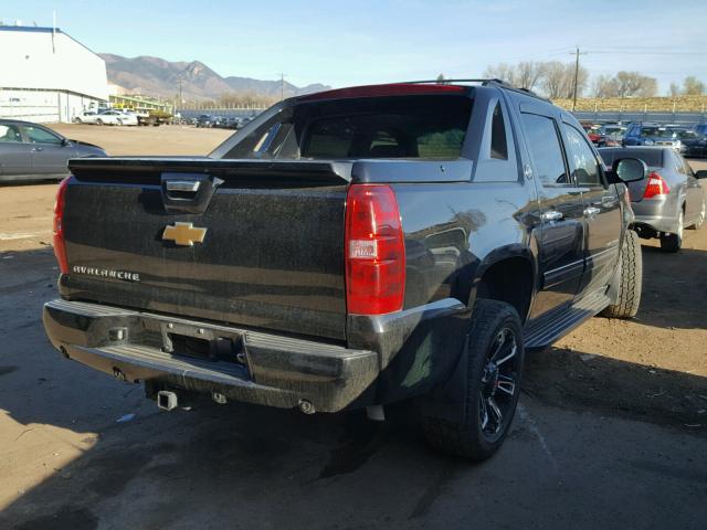 3GNTKFE70DG221882 - 2013 CHEVROLET AVALANCHE BLACK photo 4