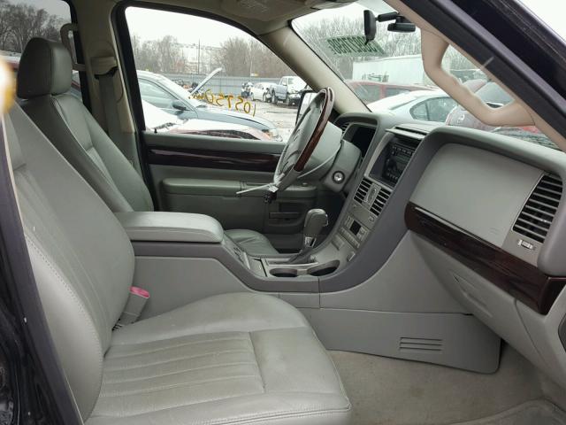 5LMEU78H73ZJ52783 - 2003 LINCOLN AVIATOR 黑色 照片 5