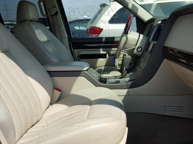 5LMEU88H14ZJ37350 - 2004 LINCOLN AVIATOR 白色 照片 5