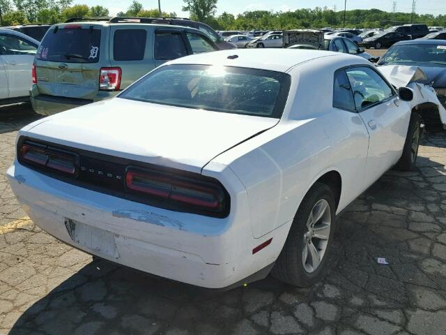 2C3CDZAG1FH720031 - 2015 DODGE CHALLENGER WHITE photo 4