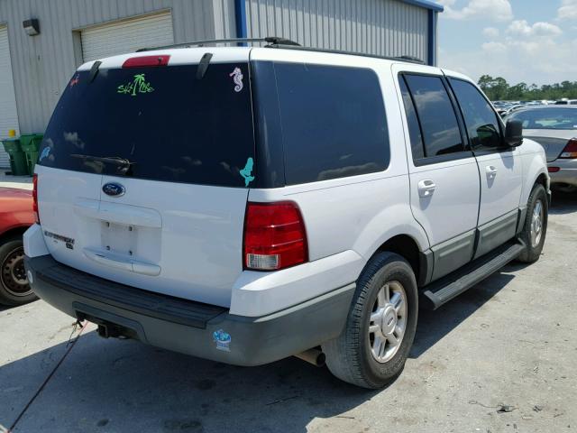 1FMRU15W84LB77605 - 2004 FORD EXPEDITION WHITE photo 4