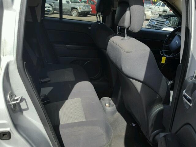 1J4NF4FB6AD500804 - 2010 JEEP COMPASS SP SILVER photo 6