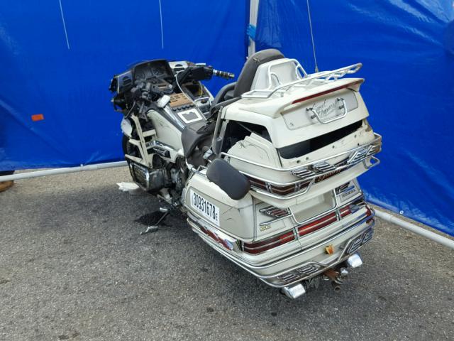 1HFSC2234LA201844 - 1990 HONDA GL1500 SE CREAM photo 3