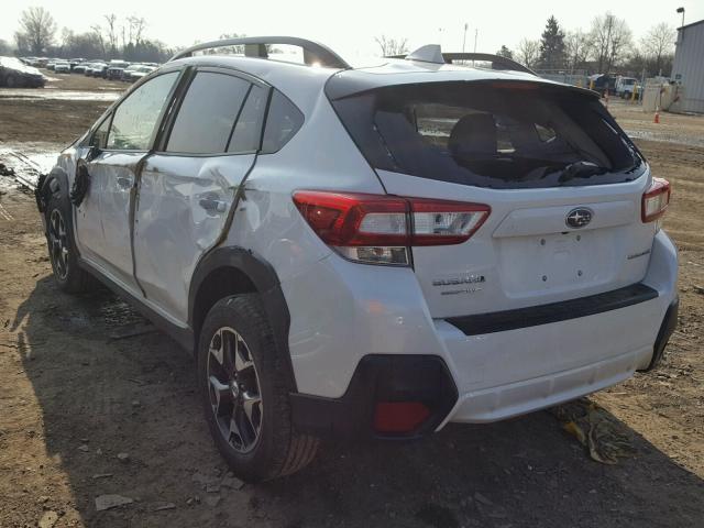 JF2GTADC3JH222830 - 2018 SUBARU CROSSTREK WHITE photo 3