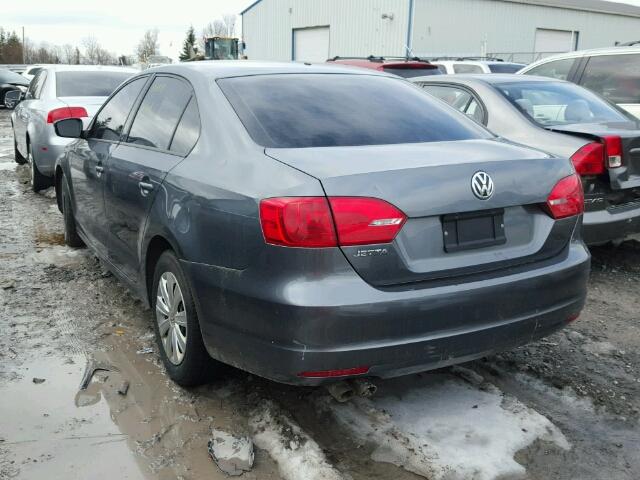 3VW2K7AJ1EM252909 - 2014 VOLKSWAGEN JETTA BASE 灰色 照片 3