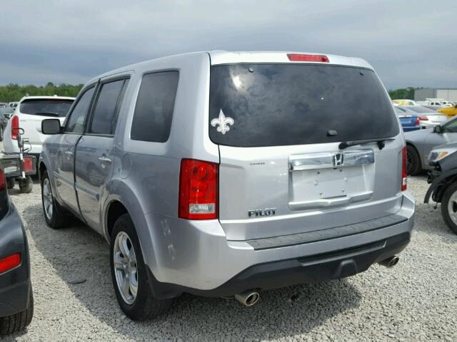 5FNYF3H54FB034200 - 2015 HONDA PILOT EXL SILVER photo 3