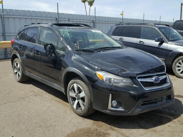 JF2GPABC8H8207483 - 2017 SUBARU CROSSTREK BLACK photo 1