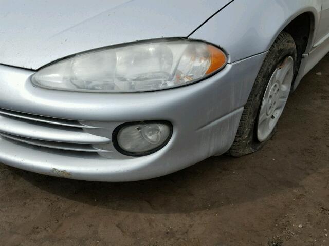 2C3HH46R54H671260 - 2004 CHRYSLER INTREPID S 银色 照片 9