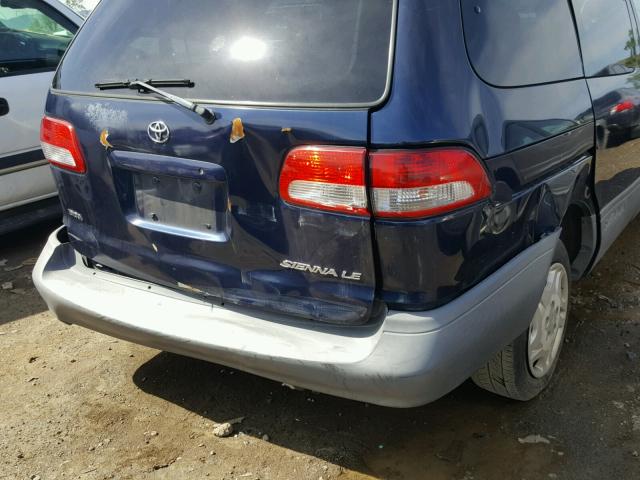 4T3ZF13C92U435552 - 2002 TOYOTA SIENNA LE BLUE photo 9