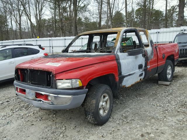 1B7HF13Y0WJ257476 - 1998 DODGE RAM 1500 RED photo 2