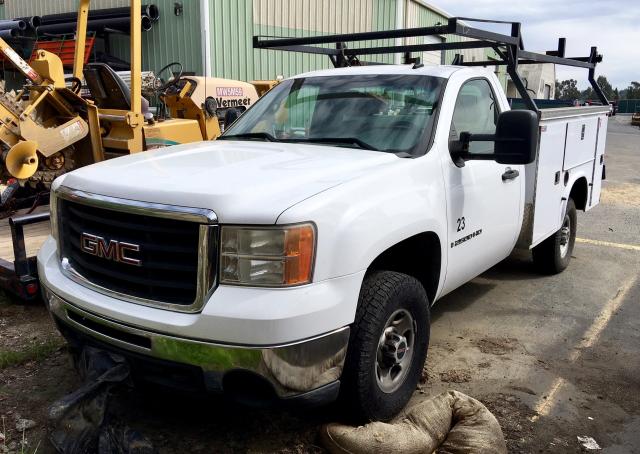 1GDHC24KX8E119945 - 2008 GMC SIERRA C25 WHITE photo 2